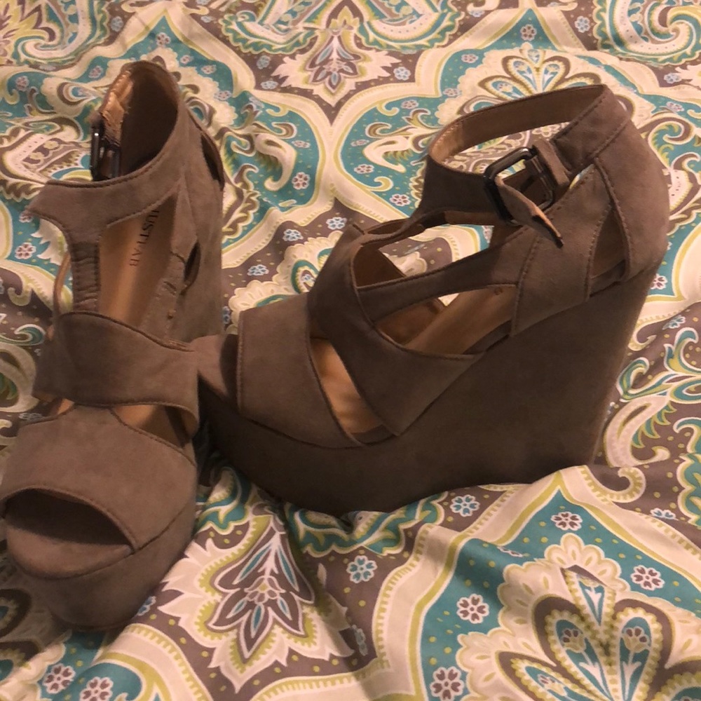 Wedges - Picture 2 of 2